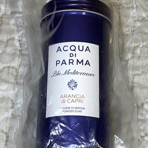 Luxury bath soap powder by Acqua di Parma